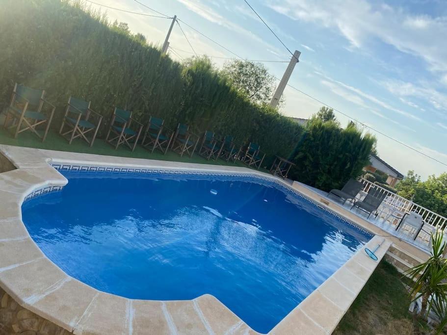 Encantador Y Acogedor Alojamiento Con Piscina Monserrat Exteriör bild